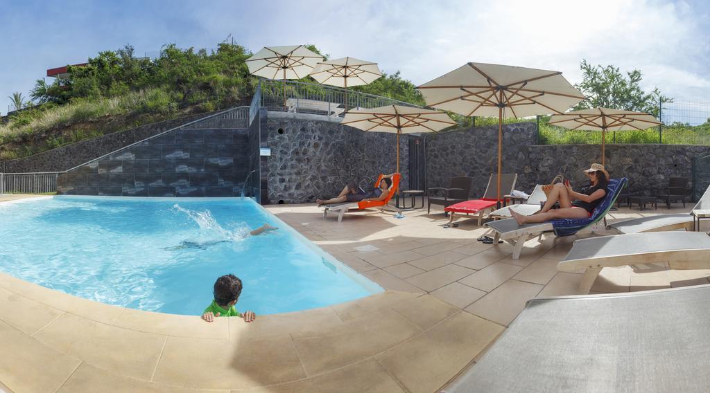 Tama Hotel Saint-Gilles-les Bains Exterior foto