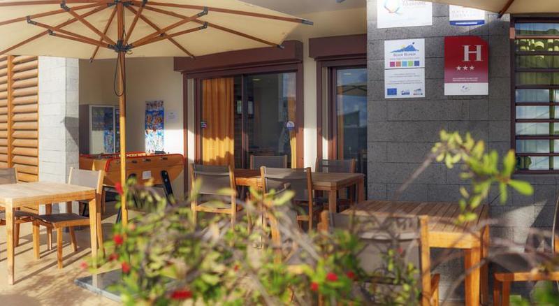 Tama Hotel Saint-Gilles-les Bains Exterior foto